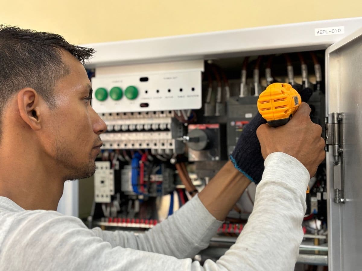 İşletme Elektrik Çözümleri